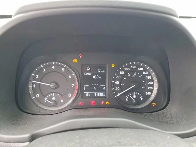 2021 HYUNDAI KONA SE  