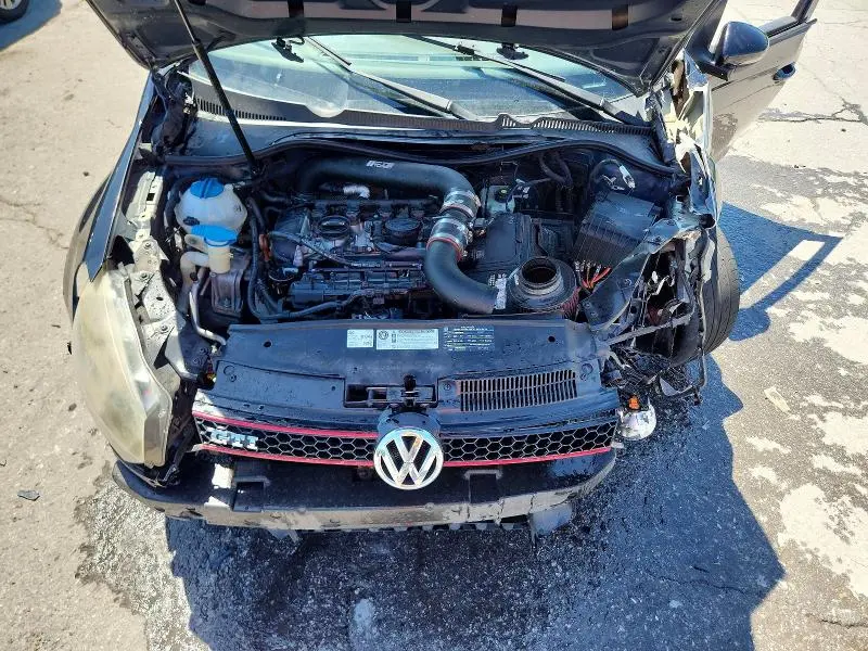 2011 VOLKSWAGEN GTI   