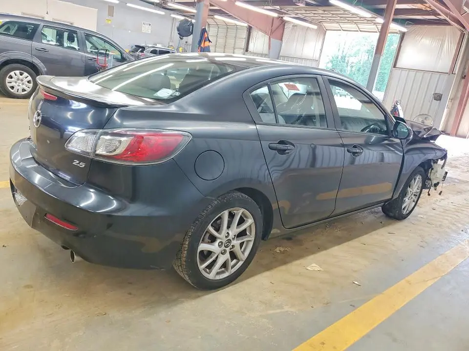 2010 MAZDA 3 S  
