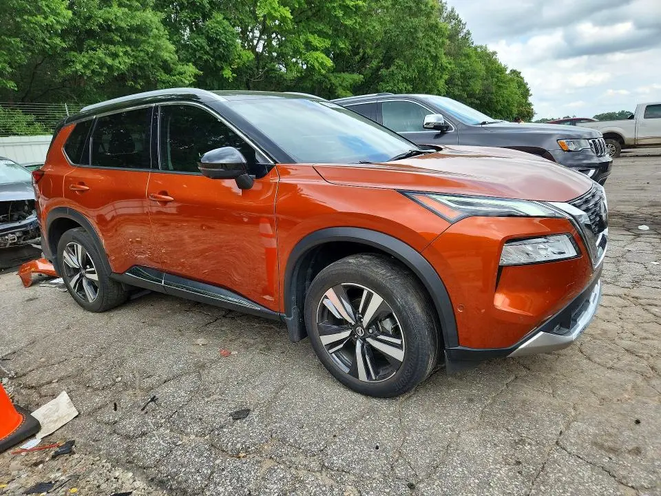 2021 NISSAN ROGUE PLATINUM  