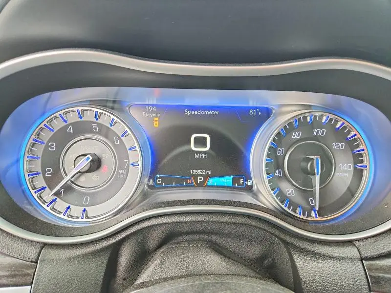 2016 CHRYSLER 300 LIMITED  
