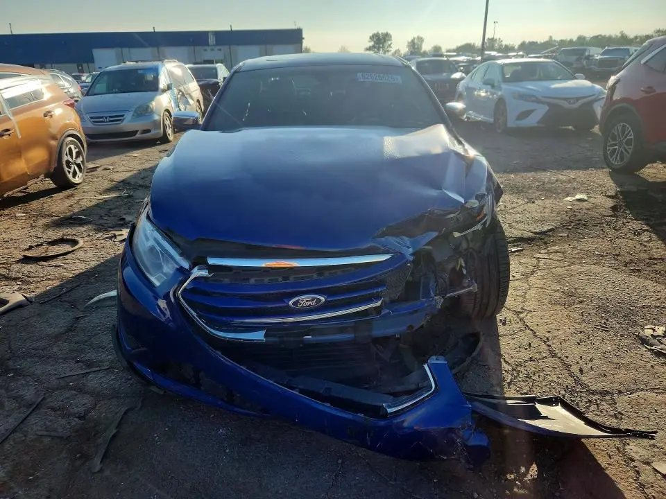 2015 FORD TAURUS LIMITED  