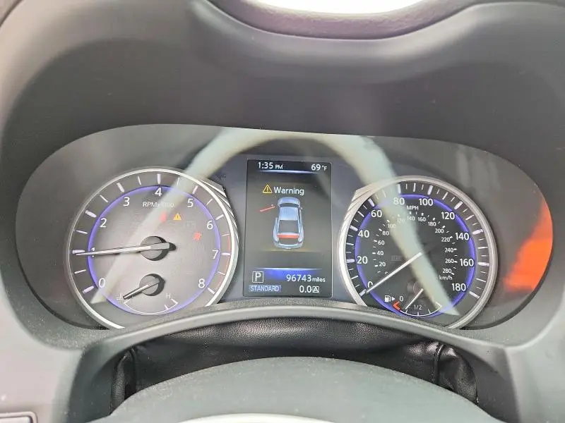 2017 INFINITI Q60 2.0T  