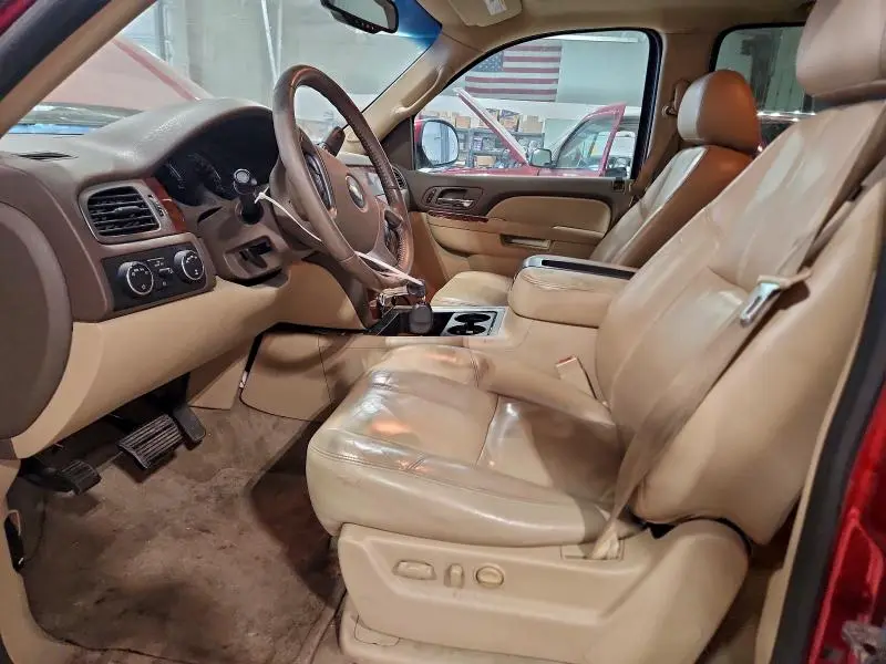 2012 CHEVROLET SUBURBAN K1500 LT  