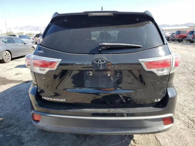 2015 TOYOTA HIGHLANDER LE  