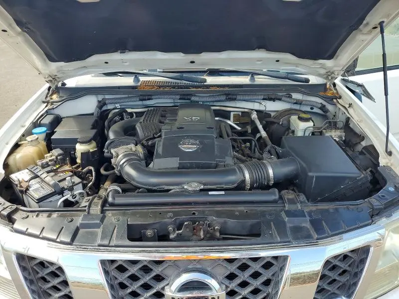 2012 NISSAN FRONTIER   
