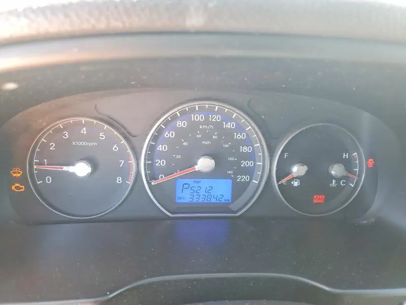 2010 HYUNDAI SANTA FE GLS  