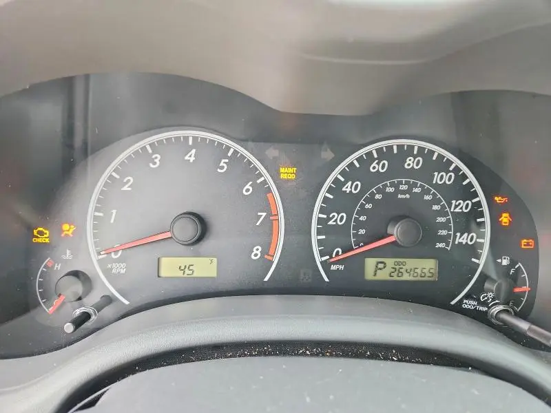 2010 TOYOTA COROLLA BASE  