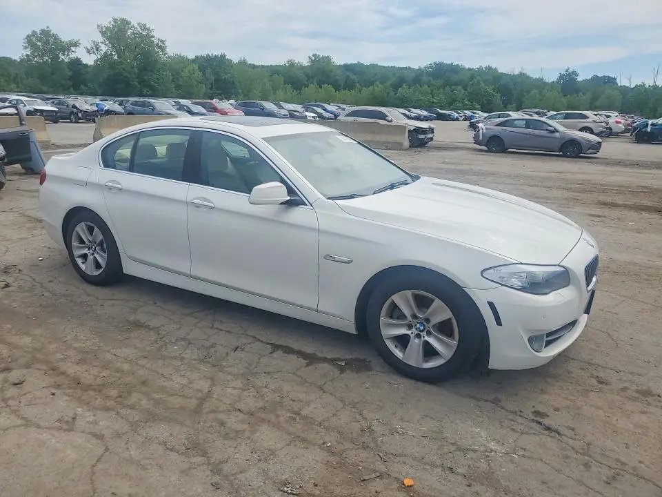 2013 BMW 528 XI  