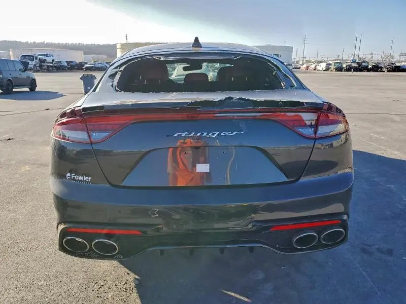 2022 KIA STINGER GT2  