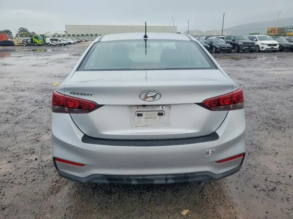 2020 HYUNDAI ACCENT SE  