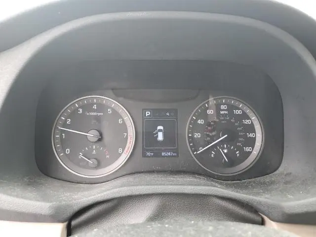 2018 HYUNDAI TUCSON SE  