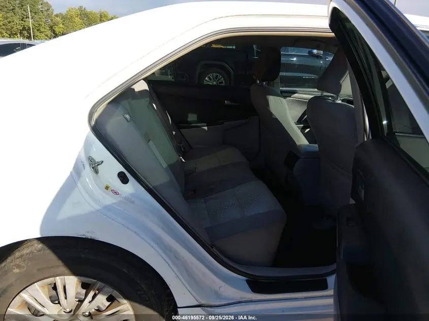 2014 TOYOTA CAMRY L