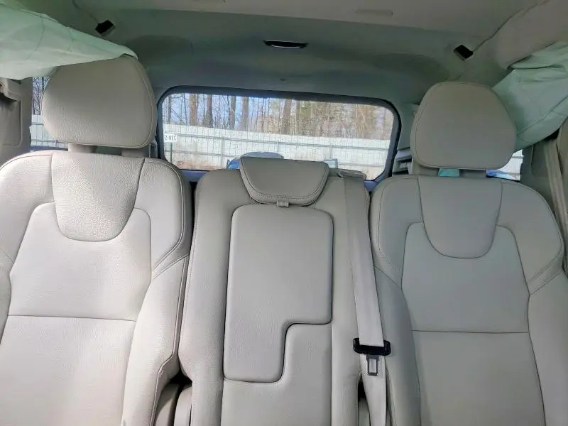 2018 VOLVO XC90 T6  