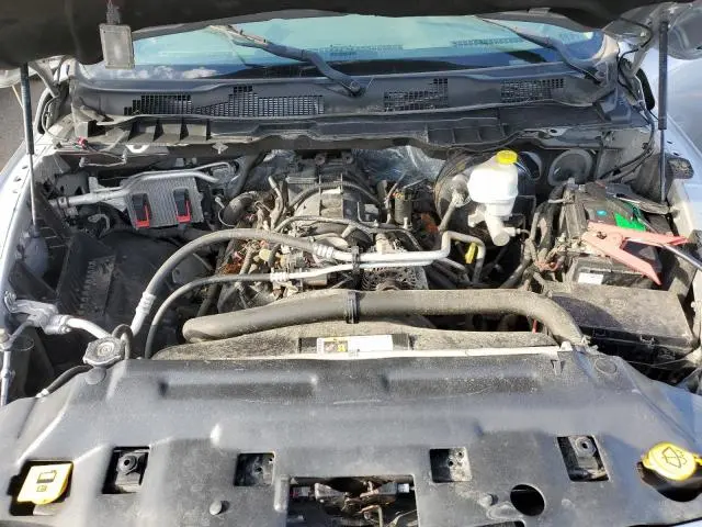 2016 RAM 1500 SLT