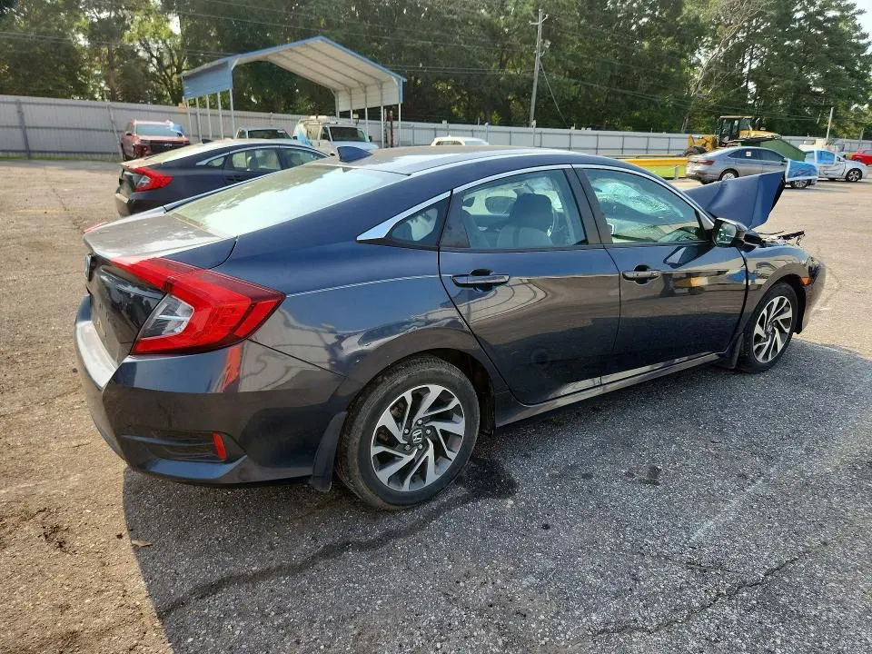 2018 HONDA CIVIC EX  