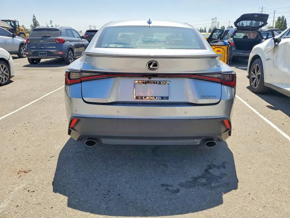 2022 LEXUS IS 300  