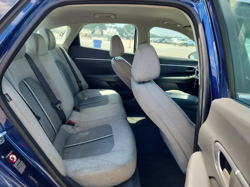 2020 HYUNDAI SONATA SE  
