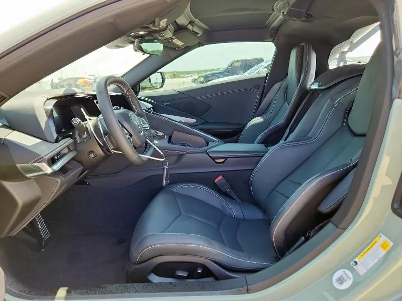 2024 CHEVROLET CORVETTE STINGRAY 1LT  