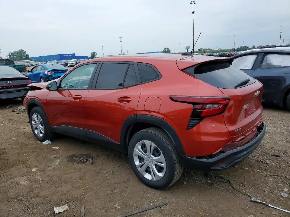 2024 CHEVROLET TRAX LS  