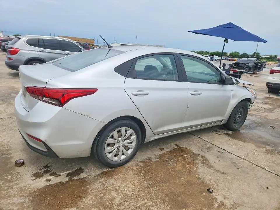 2020 HYUNDAI ACCENT SE  