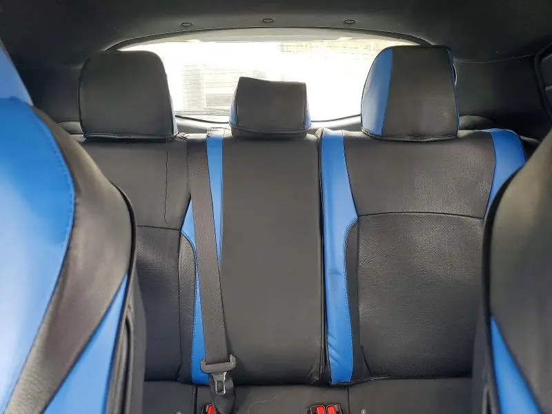 2019 TOYOTA C-HR LE  