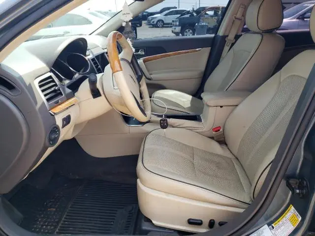 2012 LINCOLN MKZ   