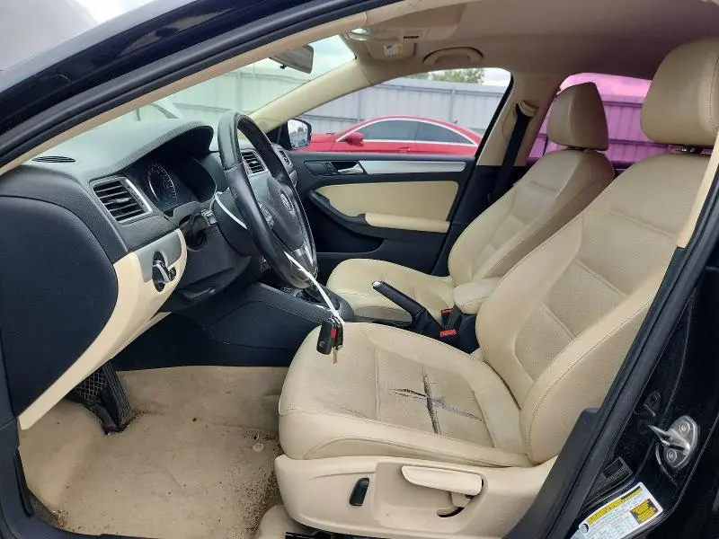 2014 VOLKSWAGEN JETTA SE  