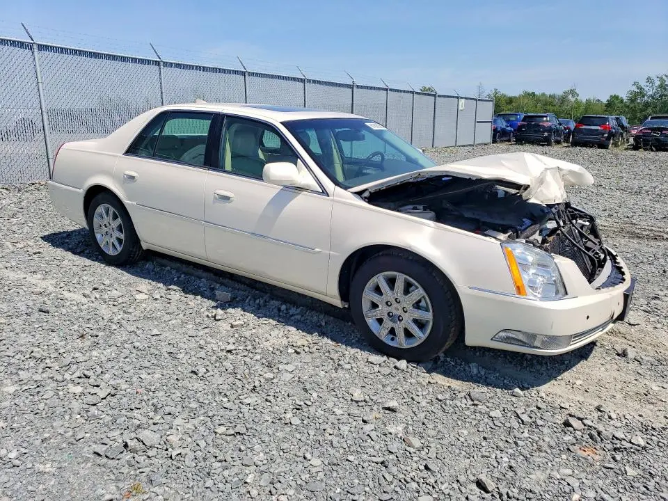 2011 CADILLAC DTS PREMIUM COLLECTION  