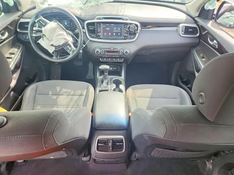 2019 KIA SORENTO LX V6  