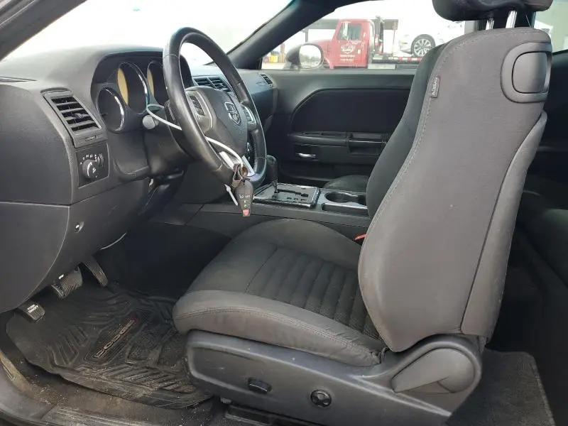 2014 DODGE CHALLENGER SXT  