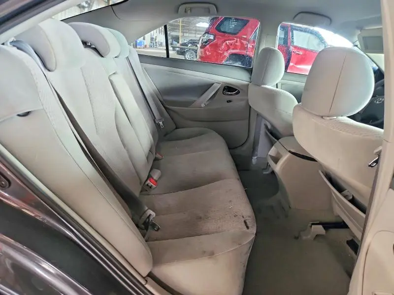 2011 TOYOTA CAMRY LE  