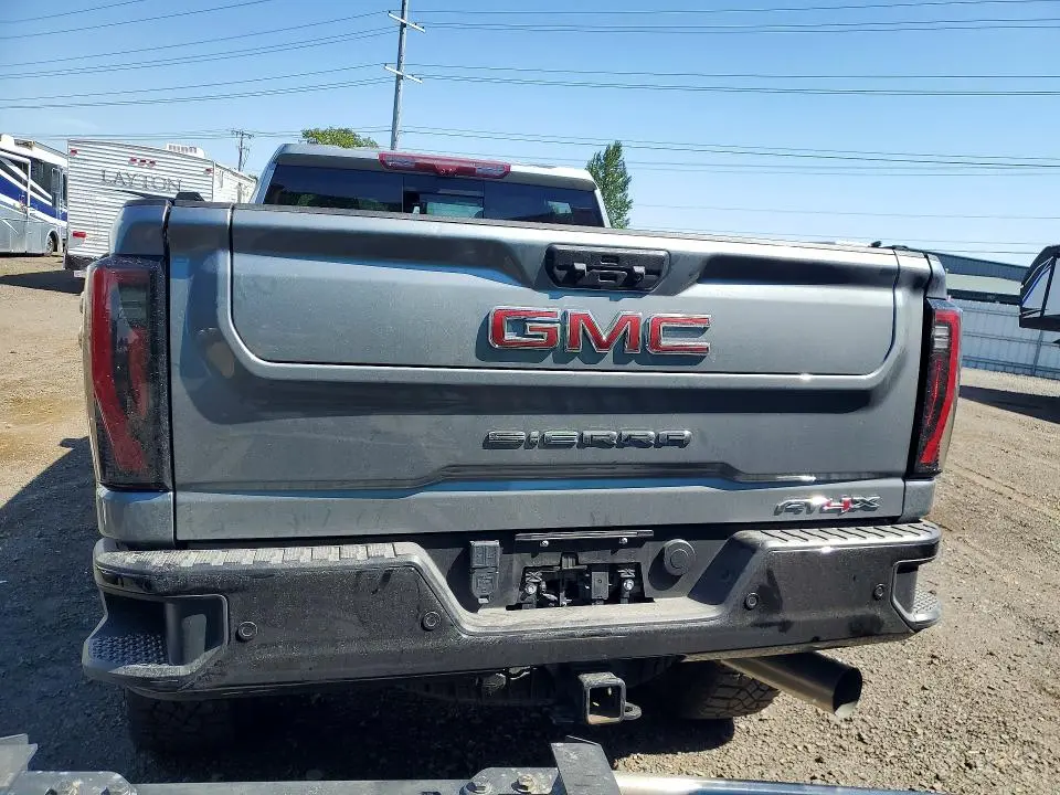 2025 GMC SIERRA K2500 AT4X  