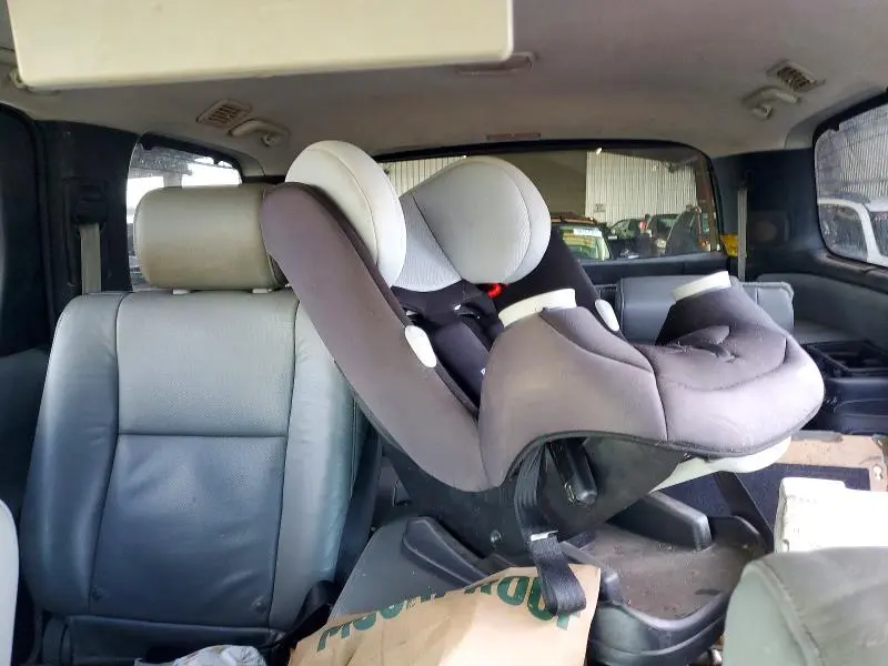 2011 TOYOTA SEQUOIA PLATINUM  