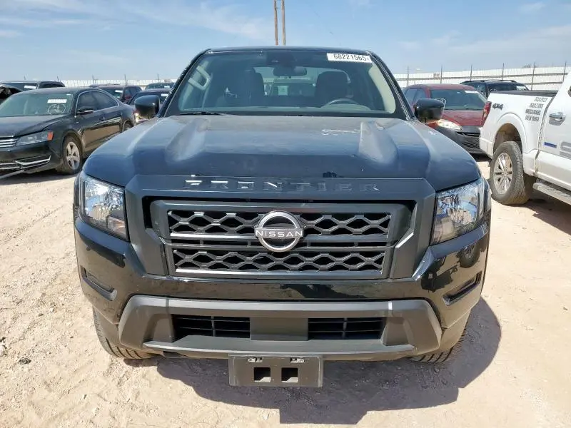 2024 NISSAN FRONTIER S  