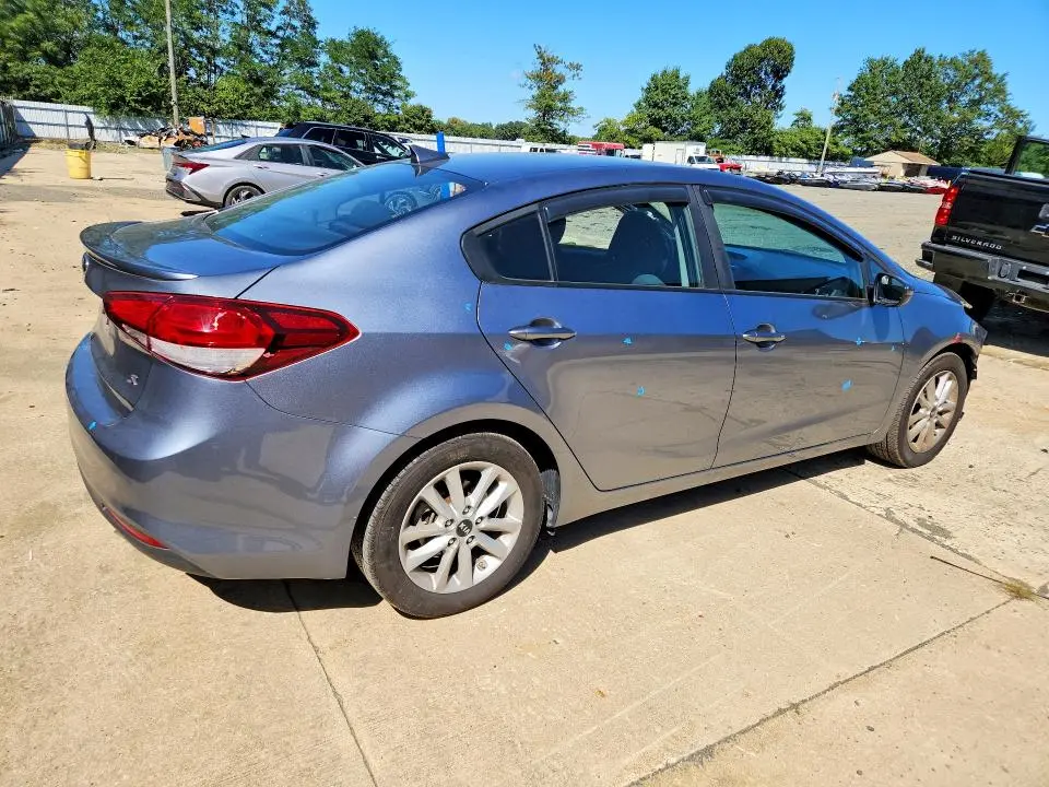 2017 KIA FORTE S  