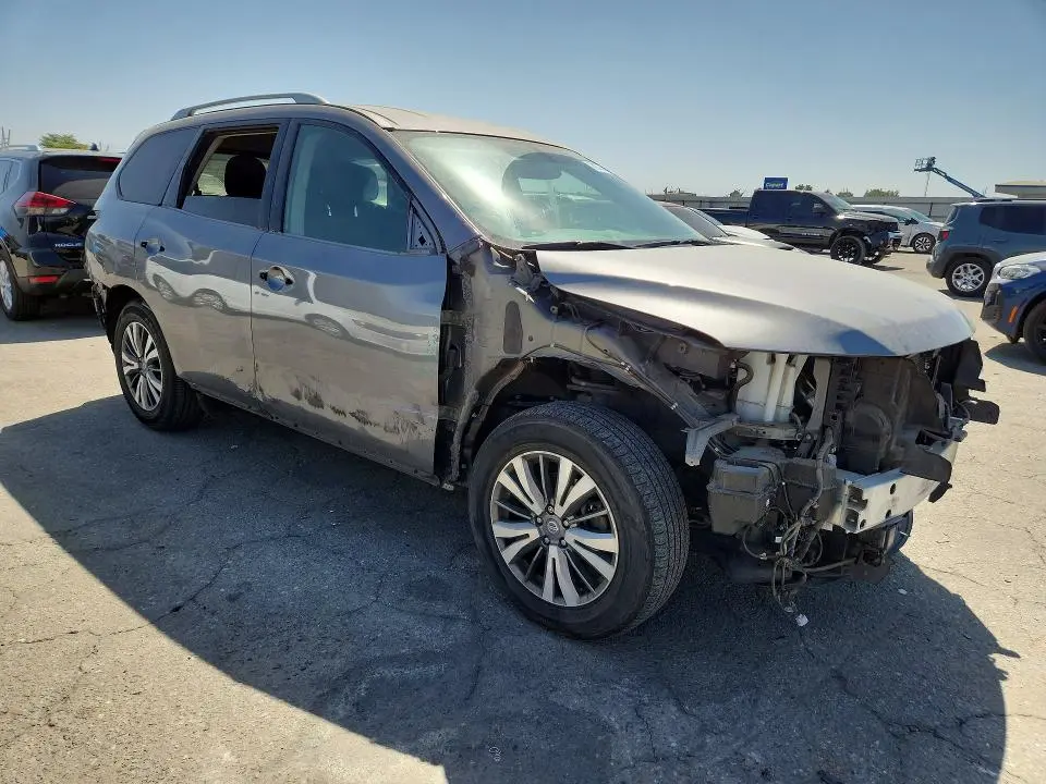 2019 NISSAN PATHFINDER SV  