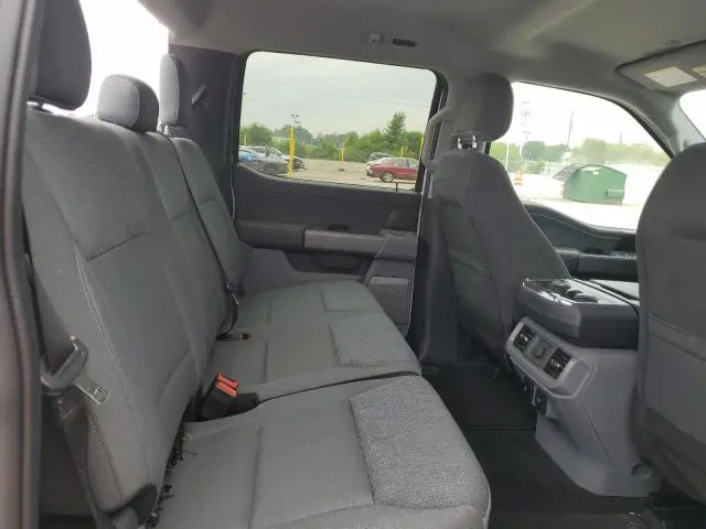 2024 FORD F150 LIGHTNING XLT  