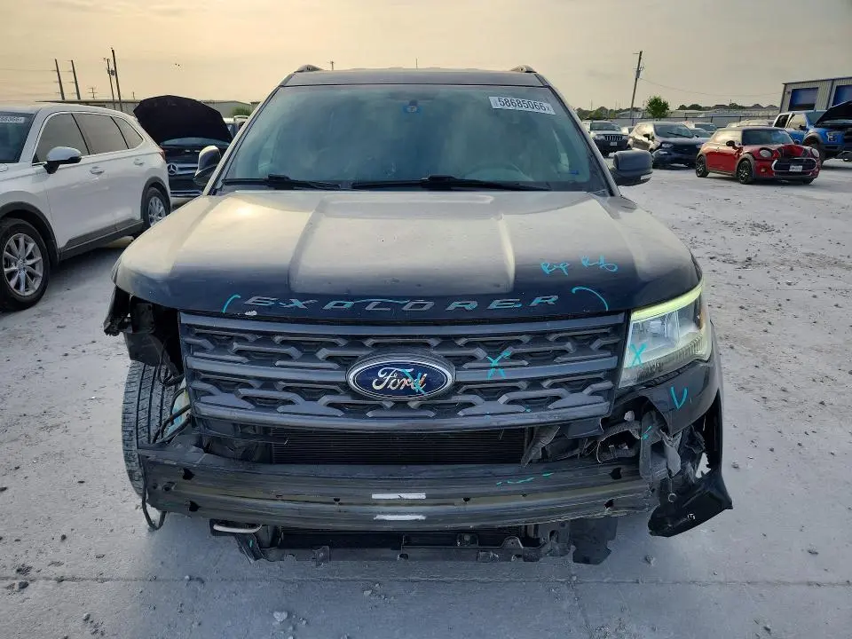 2018 FORD EXPLORER XLT  