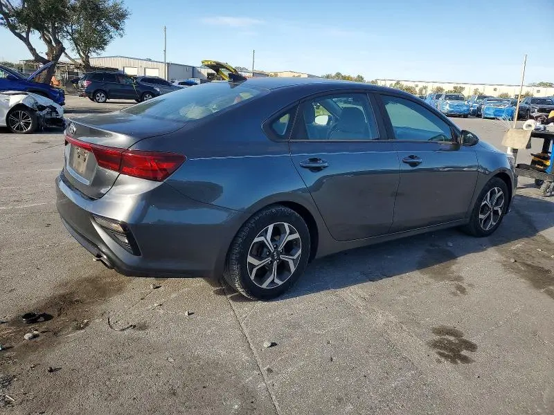 2019 KIA FORTE FE  