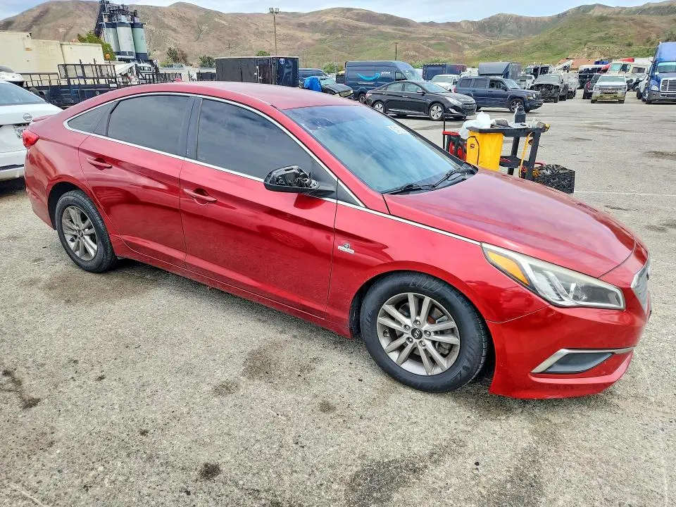 2016 HYUNDAI SONATA SE  