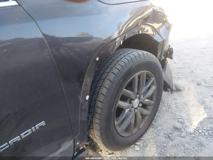 2018 GMC ACADIA SLT-1