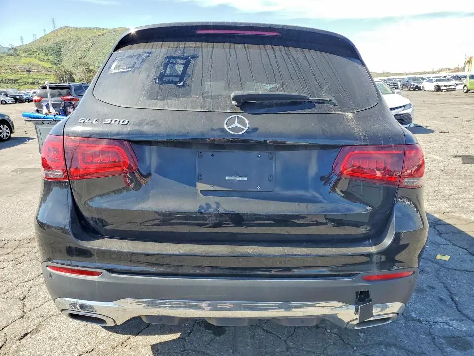 2022 MERCEDES-BENZ GLC 300  