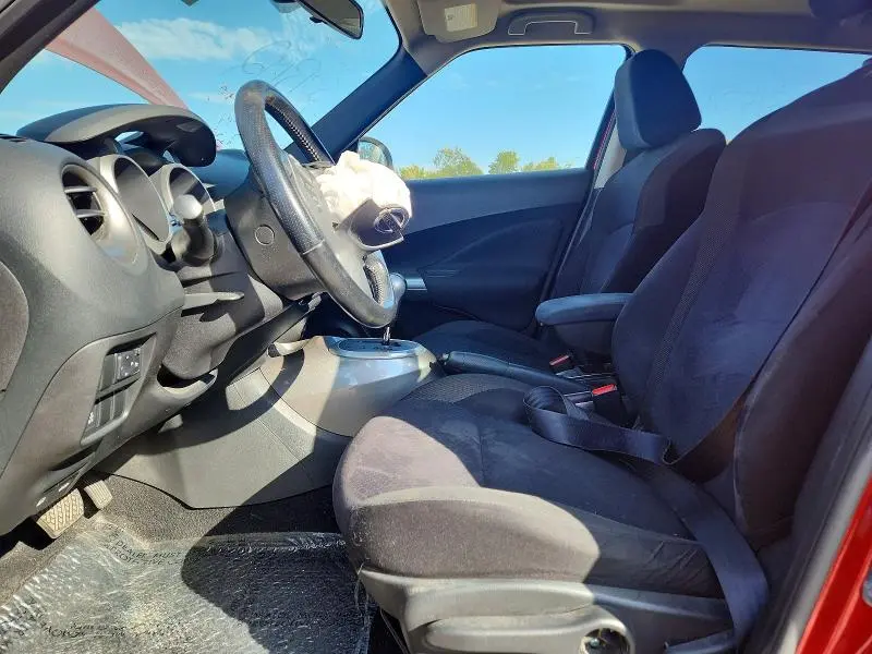 2013 NISSAN JUKE S  