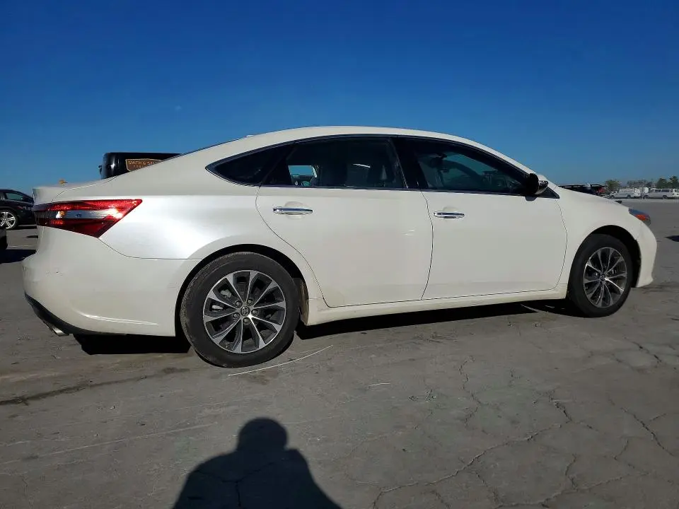 2016 TOYOTA AVALON XLE PREMIUM  