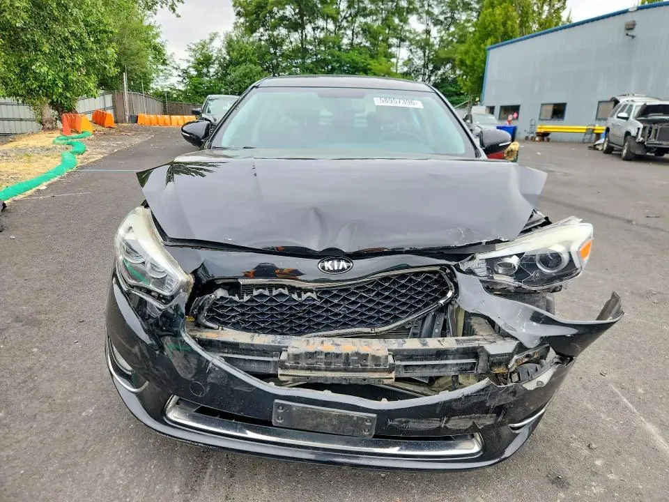 2015 KIA CADENZA PREMIUM  