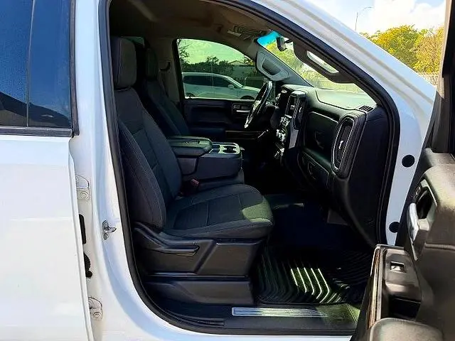 2021 GMC SIERRA K1500 SLE  