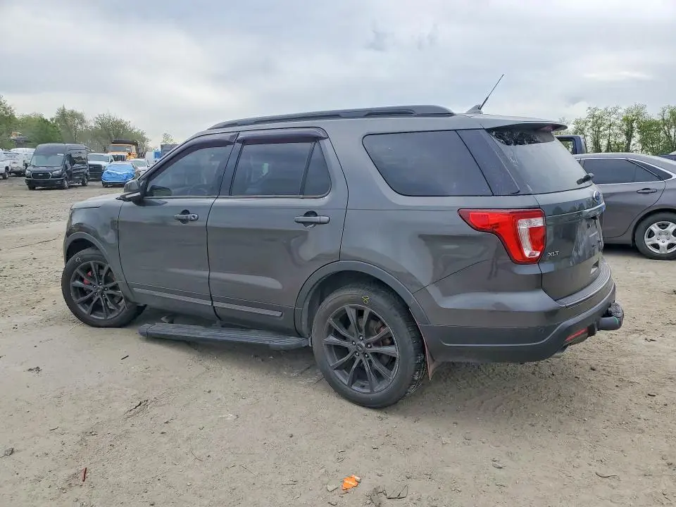 2019 FORD EXPLORER XLT  