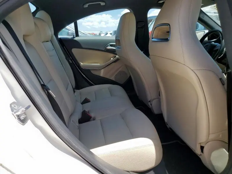 2018 MERCEDES-BENZ CLA 250 4MATIC  