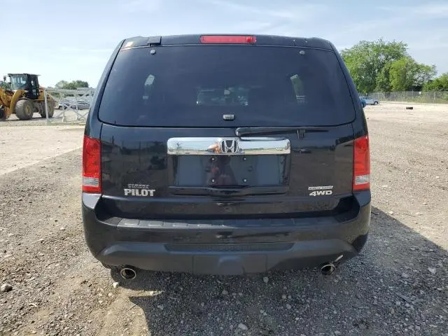 2015 HONDA PILOT SE  